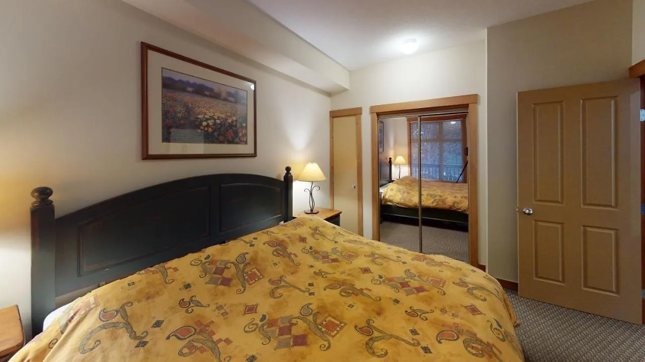 Hotel Lost Lake Lodge Whistler